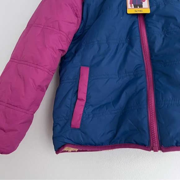 Eddie Bauer • Youth Reversible Jacket (Magenta and Navy and Sherpa) - Picture 8 of 9
